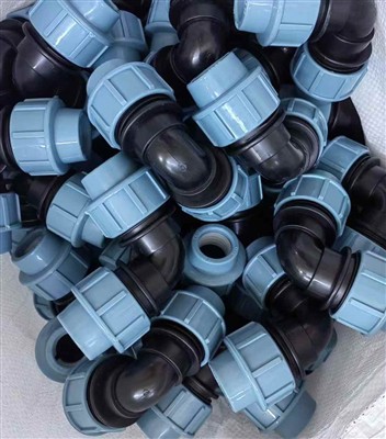 تركيب HDPE باللون الأزرق